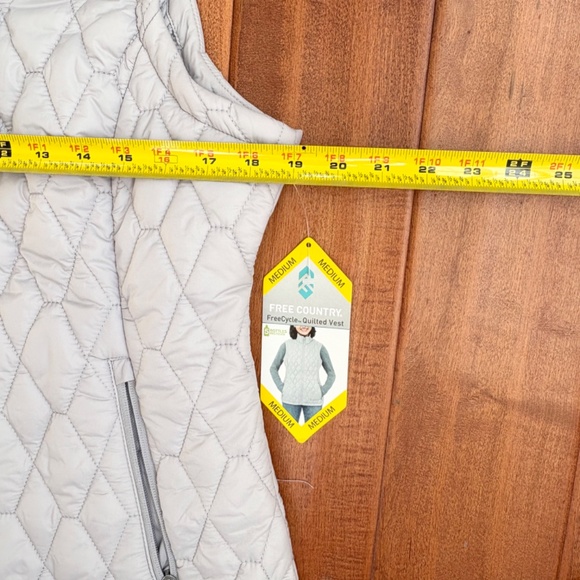 NWT Free Country Ladies Quilted Sherpa Vest Size M Gray - Picture 4 of 11